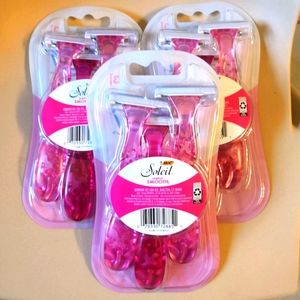 Three 3-pack BIC Soleil disposable razor  9 count